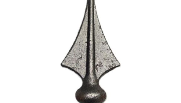 Lancia in ferro cancello
